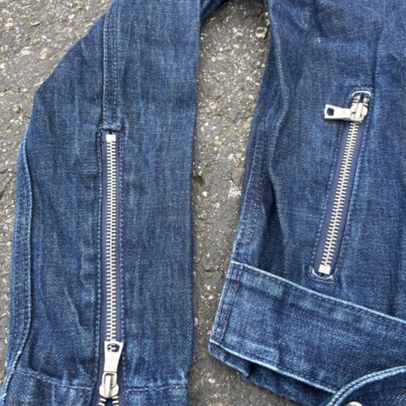 GAP Women's XS/S Denim Moto Jacket with Fuzzy Collar - Picture 4 of 7